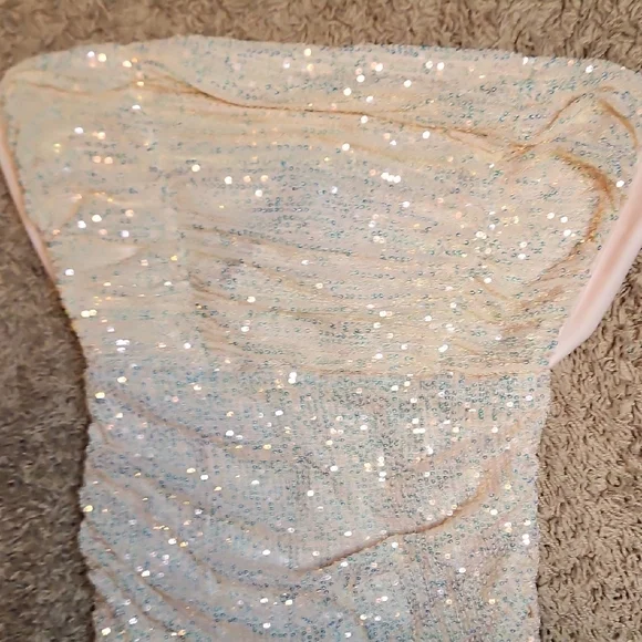 Lucy In The Sky Sequin Ruched Bodycon Dress - Picture 11 of 12